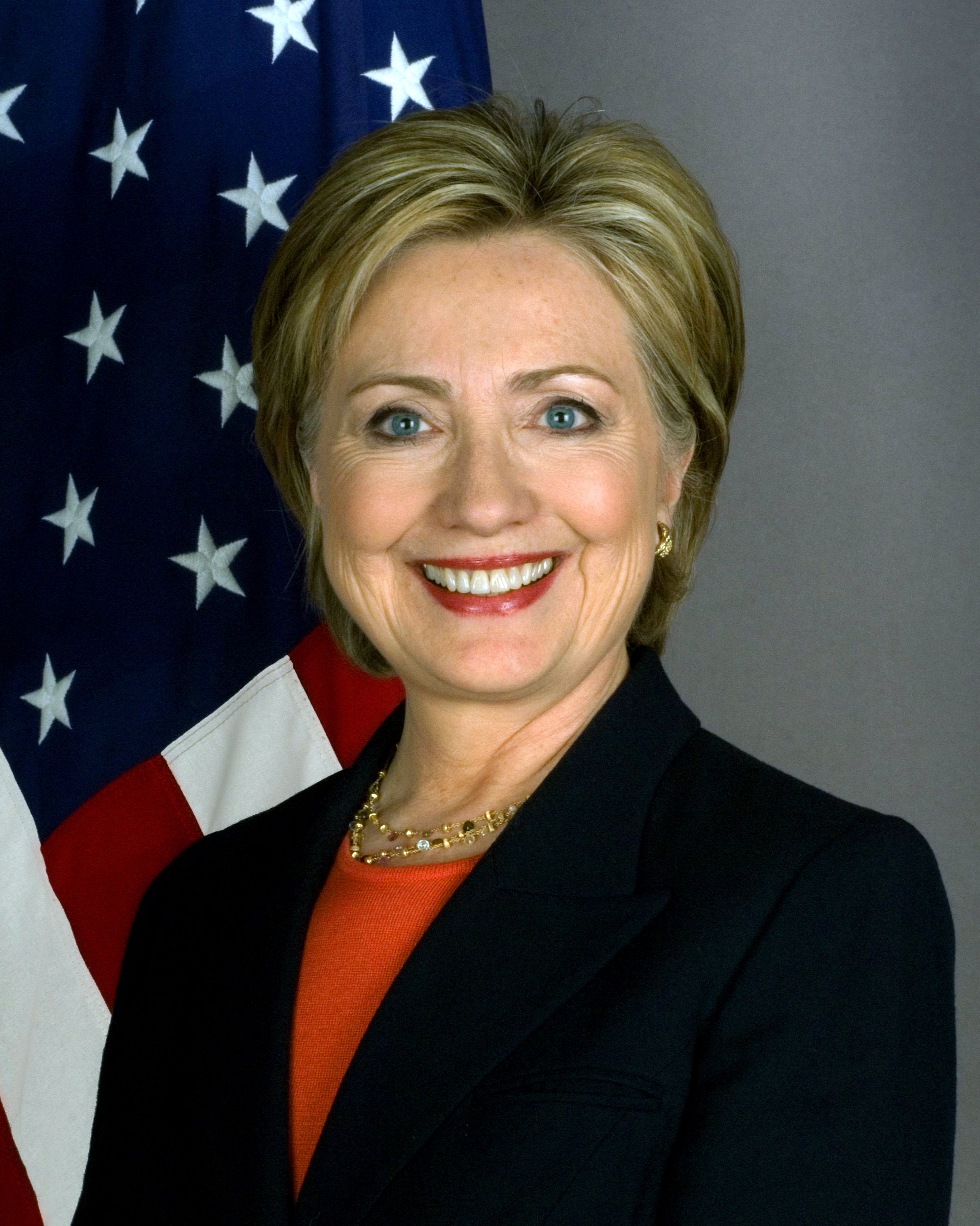 "Hillary Clinton official Secretary of State portrait crop" by United States Department of State - Official Photo at Department of State page. Licensed under Public Domain via Commons 