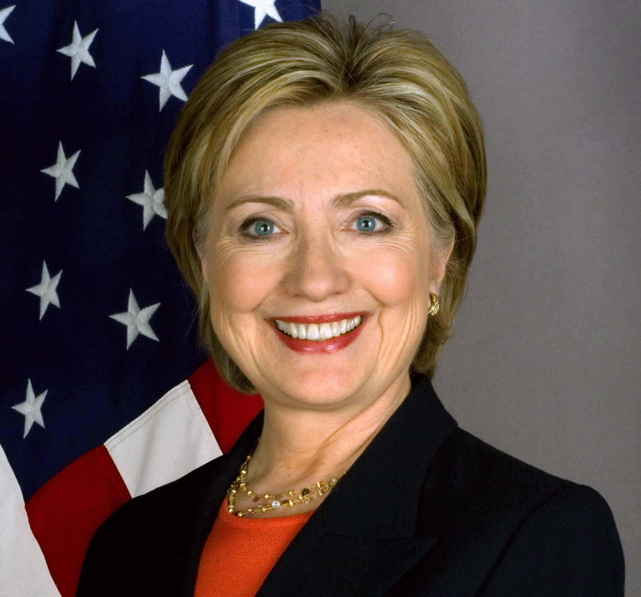 Hillary_Clinton_official_Secretary_of_State_portrait_crop (2)